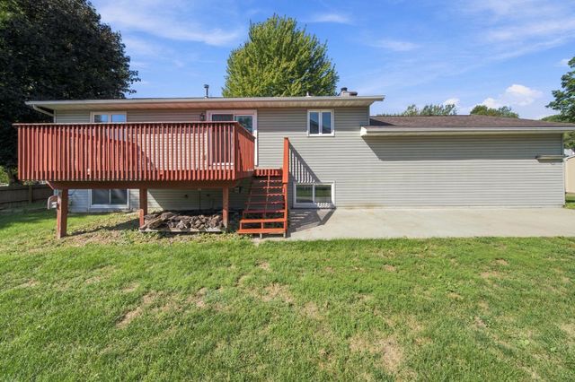 5520 23rd Avenue NW, Rochester, MN 55901