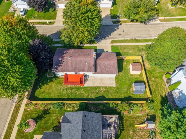 5520 23rd Avenue NW, Rochester, MN 55901