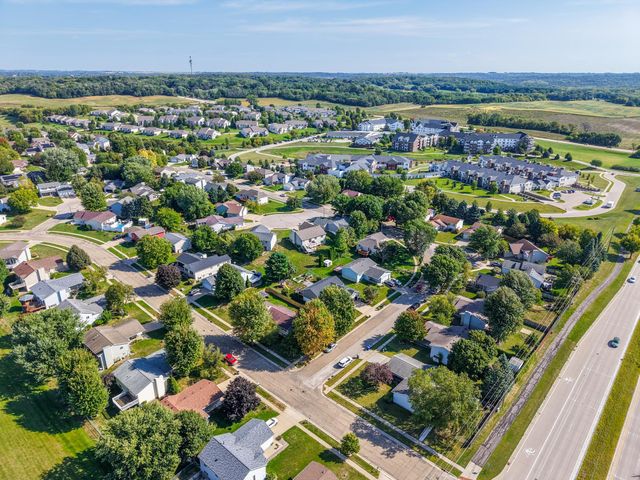 5520 23rd Avenue NW, Rochester, MN 55901