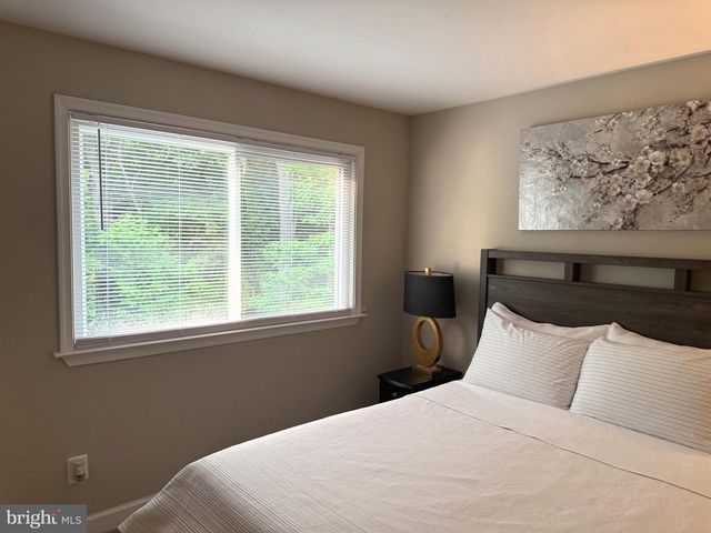 12655 TOBYTOWN DR, Potomac, MD 20854