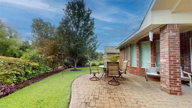 316 Grand Creek Drive, League City, TX 77573