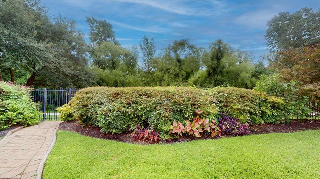 316 Grand Creek Drive, League City, TX 77573