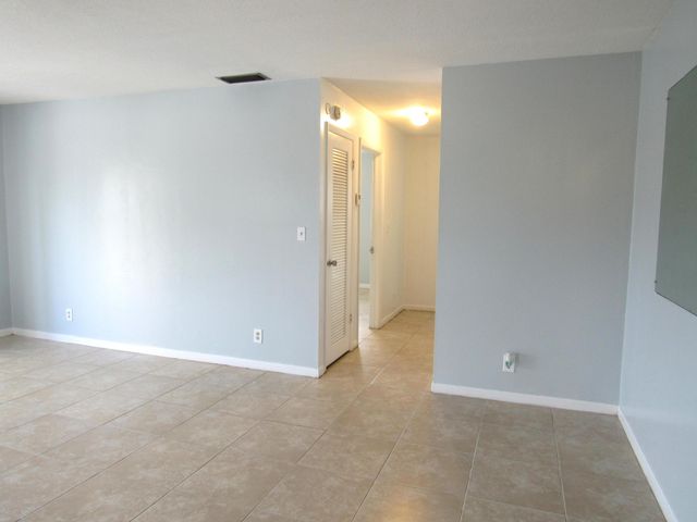 606 S C Street 204, Lake Worth Beach, FL 33460