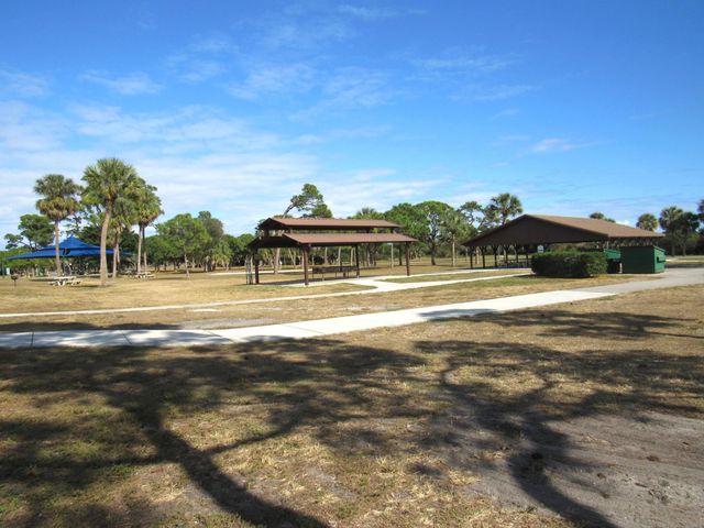 606 S C Street 204, Lake Worth Beach, FL 33460