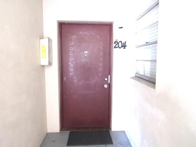 606 S C Street 204, Lake Worth Beach, FL 33460