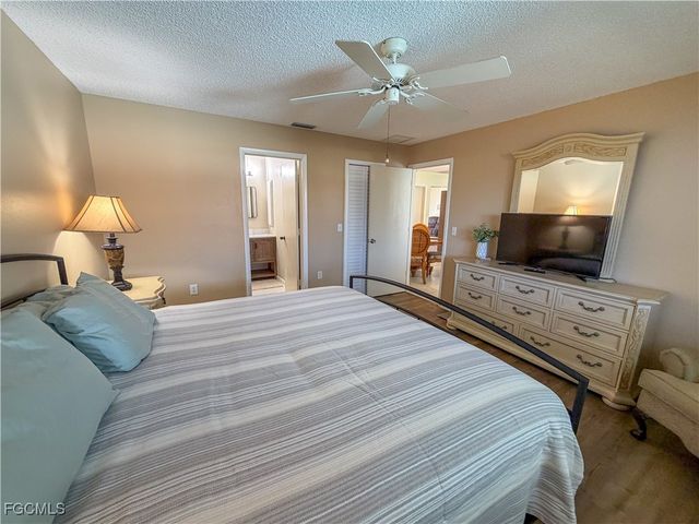 1115 SW 54th LN, Cape Coral, FL 33914