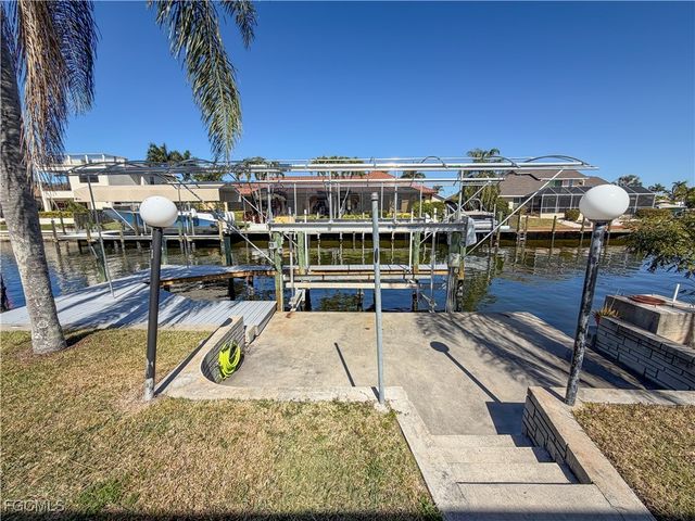 1115 SW 54th LN, Cape Coral, FL 33914