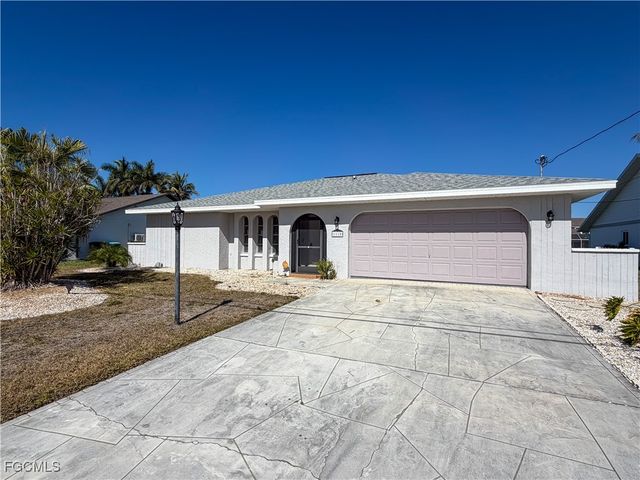 1115 SW 54th LN, Cape Coral, FL 33914