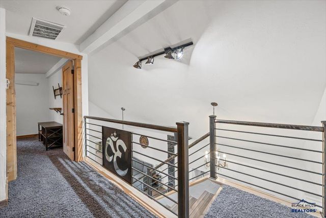 13247 TOMAHA RIDGE RD, Rapid City, SD 57702