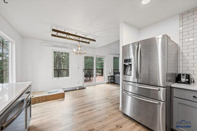 13247 TOMAHA RIDGE RD, Rapid City, SD 57702