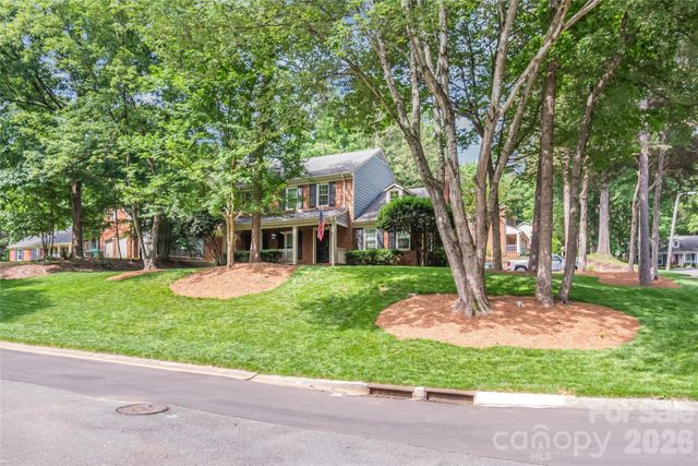 419 Scarborough Lane, Matthews, NC 28105