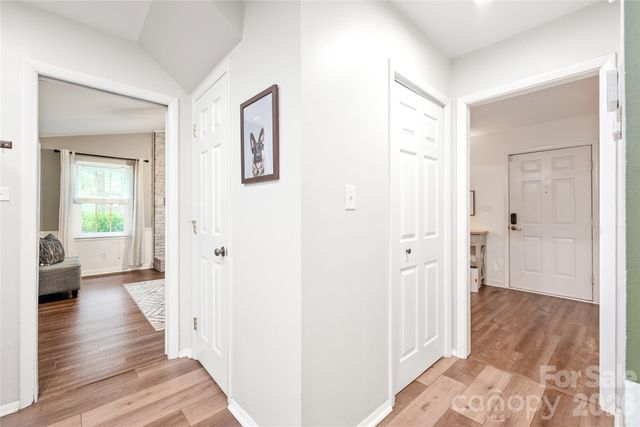 419 Scarborough Lane, Matthews, NC 28105
