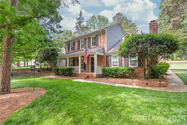419 Scarborough Lane, Matthews, NC 28105