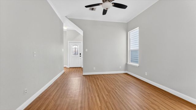 4439 Spencer Street, Houston, TX 77007