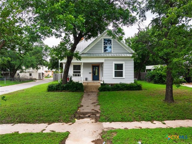 1312 E Leon Street, Gatesville, TX 76528