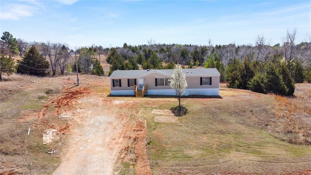 20644 Oak Pond Drive, Harrah, OK 73045