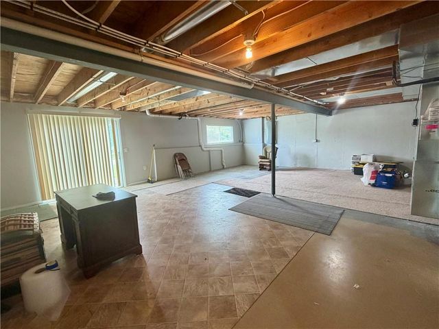 15621 Landauer Circle, Basehor, KS 66007
