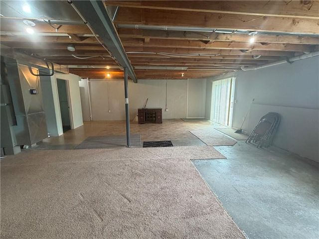 15621 Landauer Circle, Basehor, KS 66007