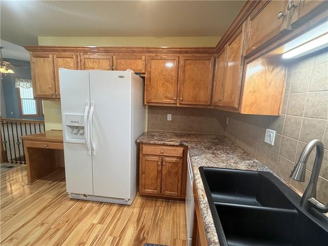 15621 Landauer Circle, Basehor, KS 66007