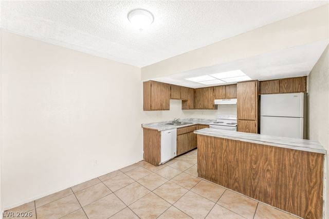 5309 West Cheyenne Avenue 3, Las Vegas, NV 89108