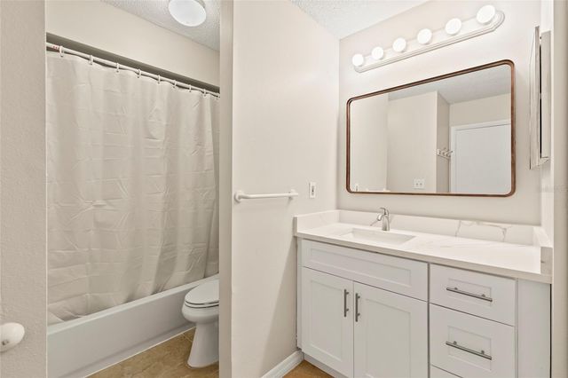 6033 34TH STREET W 83, Bradenton, FL 34210