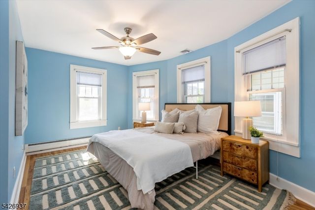 27 Edgewood Rd, Bloomfield Twp., NJ 07003