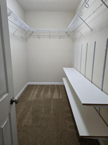 6161 Longwood Drive, Hilliard, OH 43026