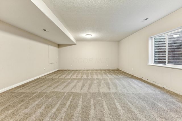 6161 Longwood Drive, Hilliard, OH 43026