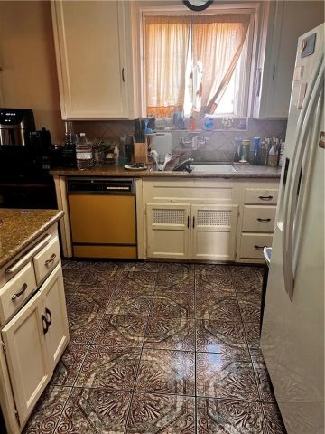 1838 W 85th Street, Los Angeles, CA 90047