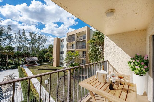 14250 SW 62nd St 314, Miami, FL 33183