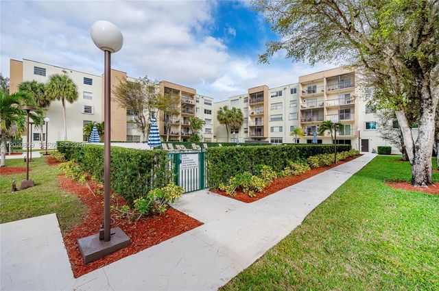 14250 SW 62nd St 314, Miami, FL 33183