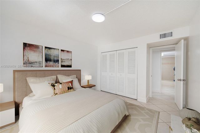14250 SW 62nd St 314, Miami, FL 33183