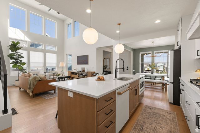 11496 S PEBBLE POND RD, South Jordan, UT 84009