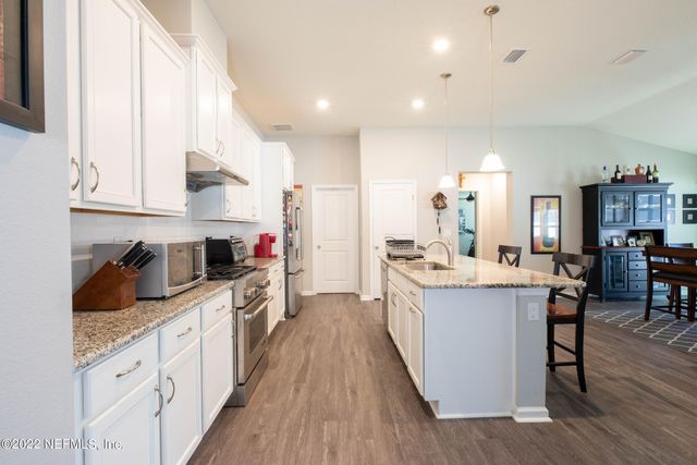 172 RITTBURN Lane, St. Johns, FL 32259