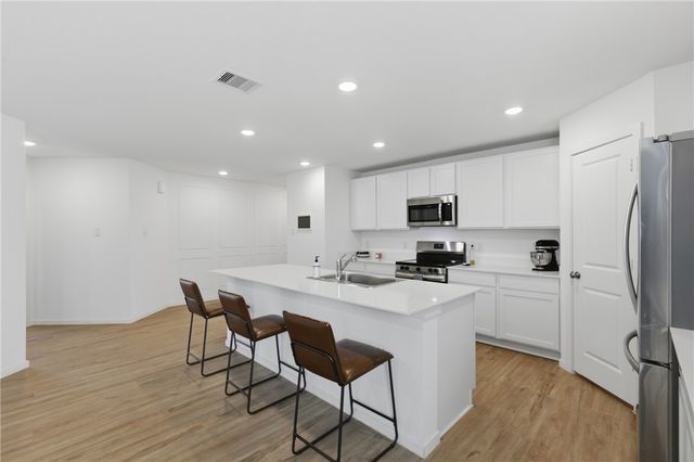 1942 Taggart Trail, Bryan, TX 77807