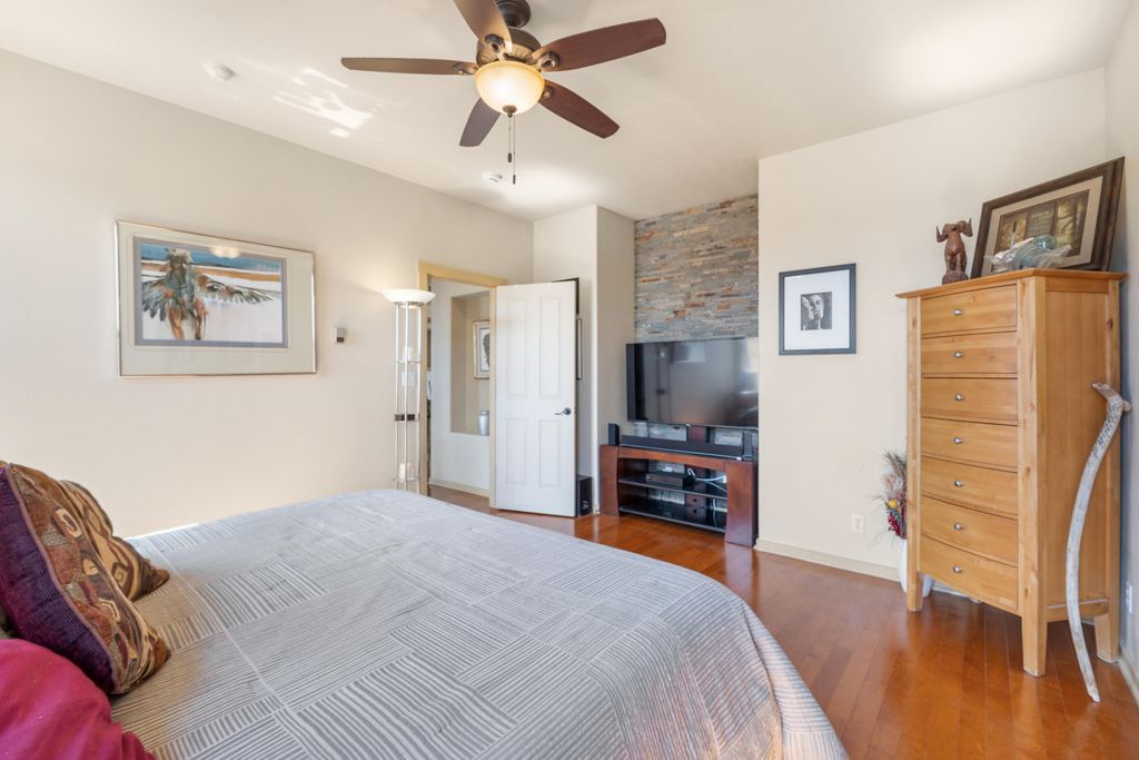 Image 25 of property listing at 4 Rusty Spur Place, Santa Fe, NM 87508