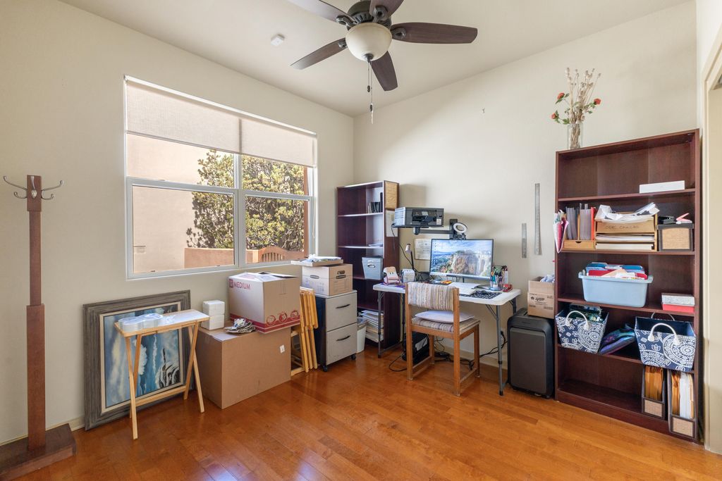 Image 29 of property listing at 4 Rusty Spur Place, Santa Fe, NM 87508