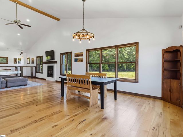 267 Christmastree Lane, Woodruff, SC 29388