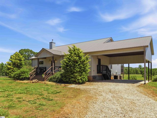 267 Christmastree Lane, Woodruff, SC 29388