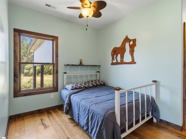 267 Christmastree Lane, Woodruff, SC 29388
