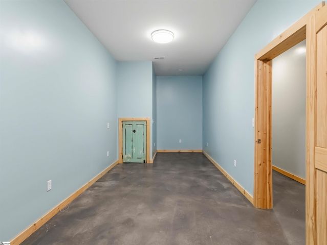 267 Christmastree Lane, Woodruff, SC 29388