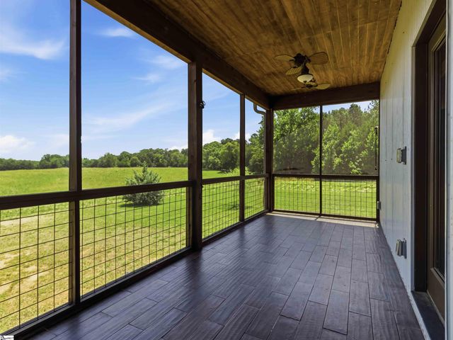 267 Christmastree Lane, Woodruff, SC 29388