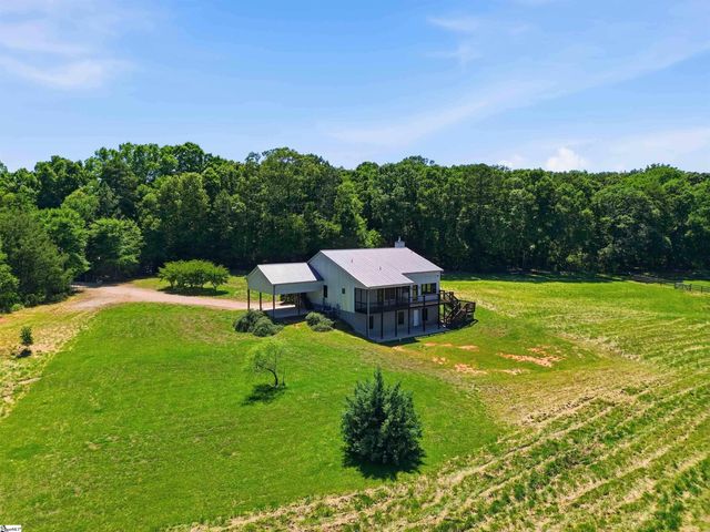 267 Christmastree Lane, Woodruff, SC 29388