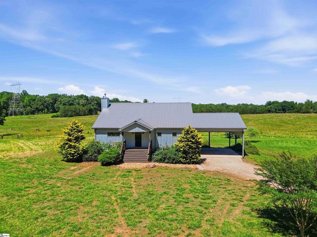 267 Christmastree Lane, Woodruff, SC 29388