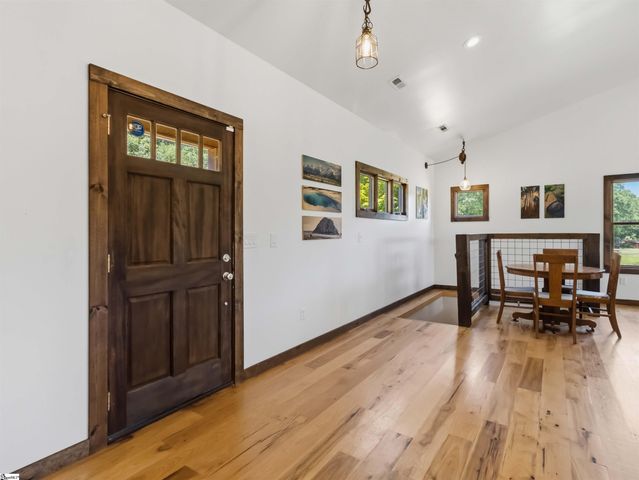 267 Christmastree Lane, Woodruff, SC 29388
