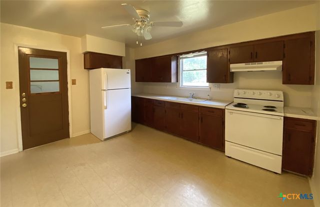 2116 Circle Drive, Copperas Cove, TX 76522