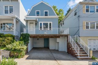 45 E 28th Street, Bayonne, NJ 07002