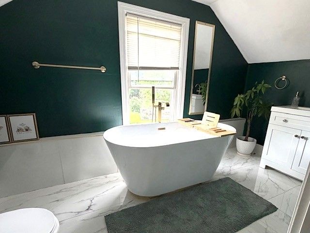 22 Marsh Ave, Southbridge, MA 01550