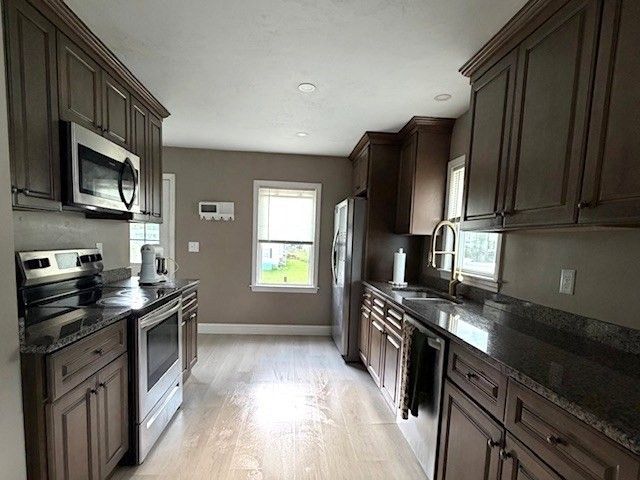 22 Marsh Ave, Southbridge, MA 01550