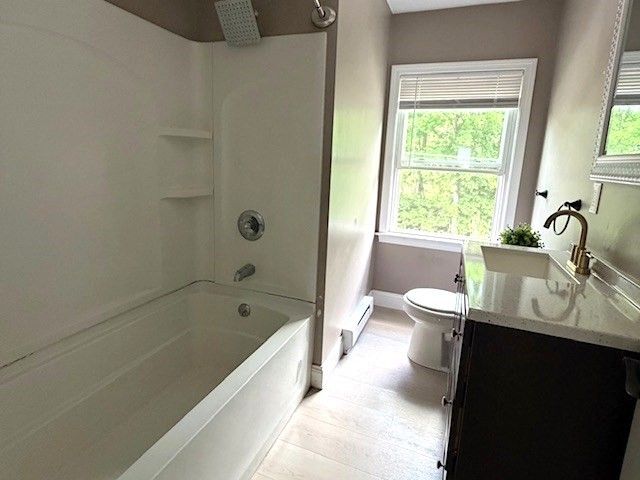 22 Marsh Ave, Southbridge, MA 01550